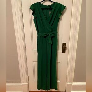 Beautiful forrest green, flutter sleeve jumpsuit with pockets!